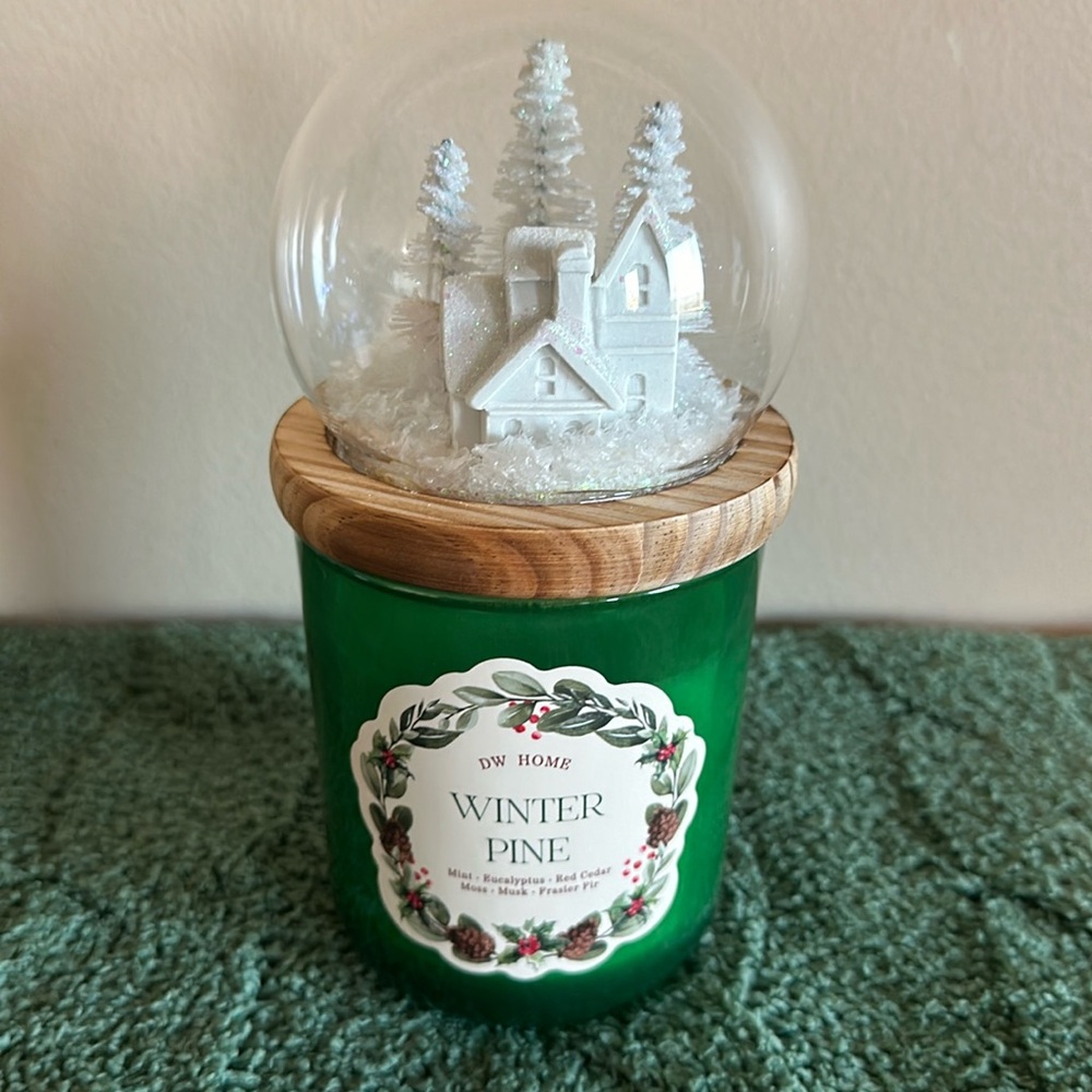 DW Home Winter Pine Candle Snow Globe Winter White Christmas Tree 🌲 NEW
